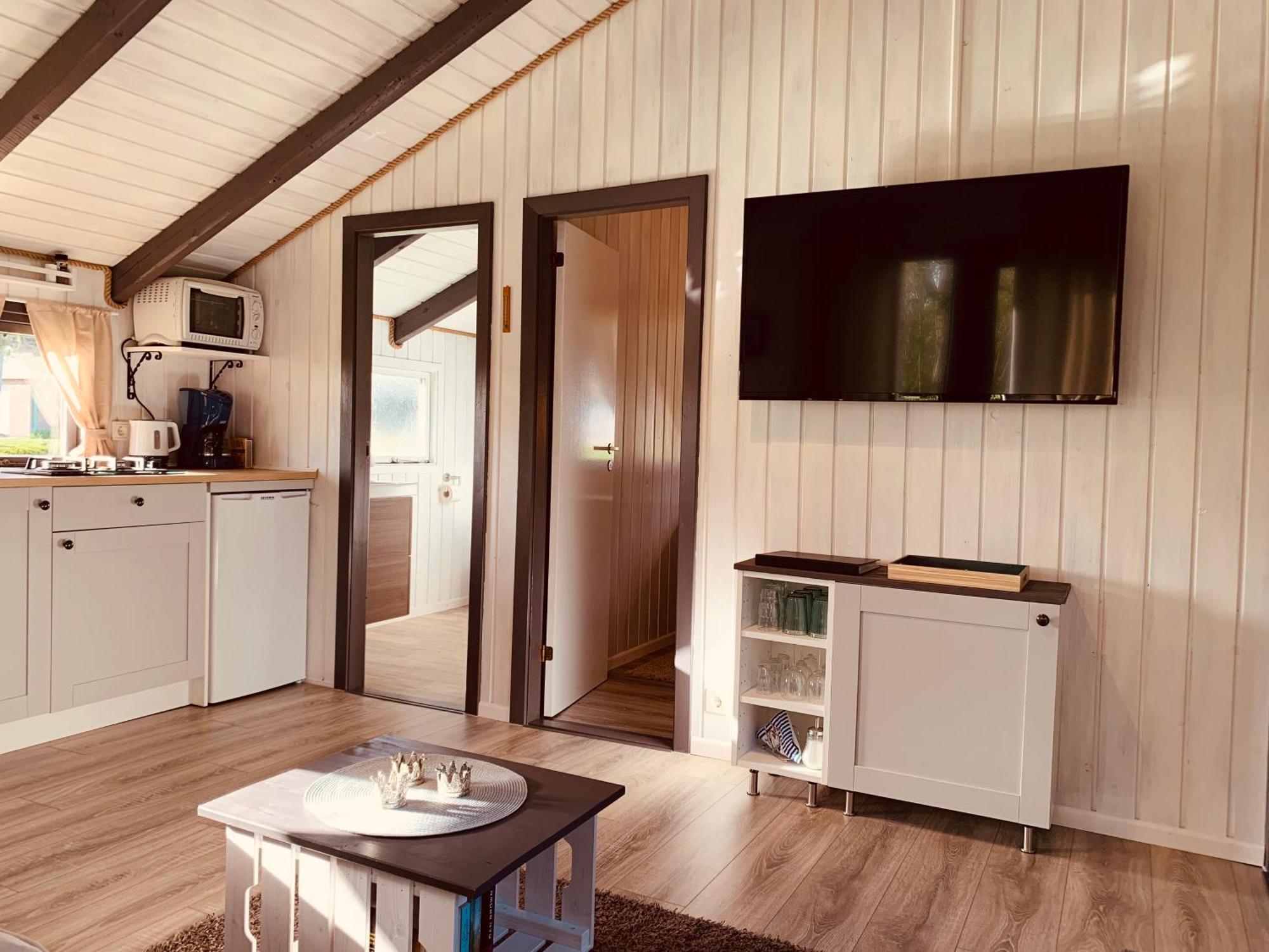Ferienhaus Achtern Diek Emmelsbull-Horsbull ภายนอก รูปภาพ